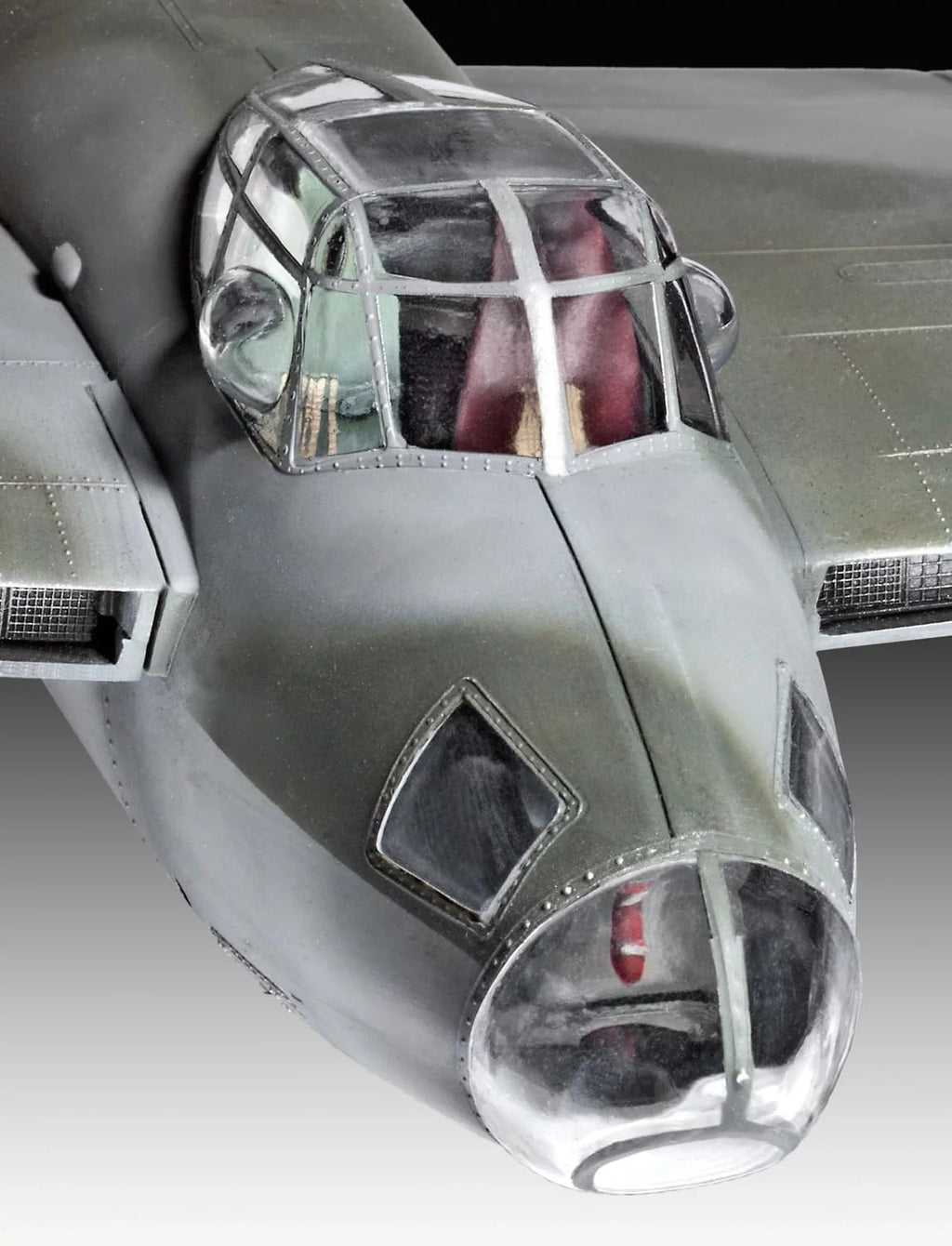 REVELL De Havilland Mosquito Mk.IV 1:32 Model Set
