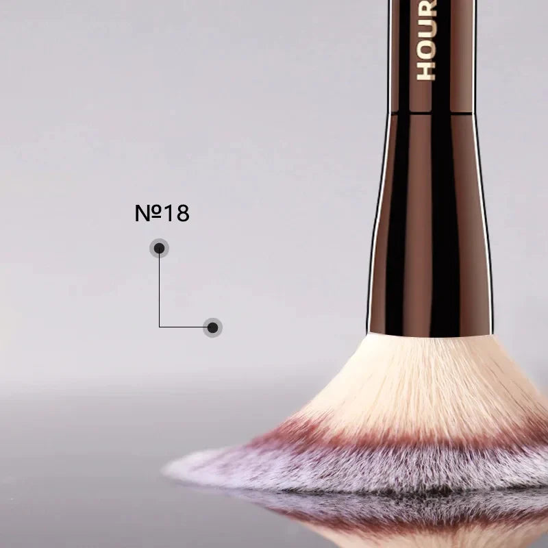 Hourglass Veil Powder Brush No 18 Soft Fiber