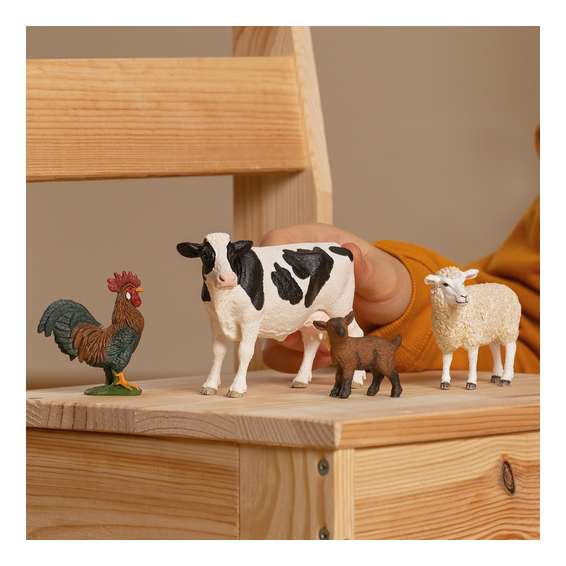 Schleich Farm World "Farm" Starter Set
